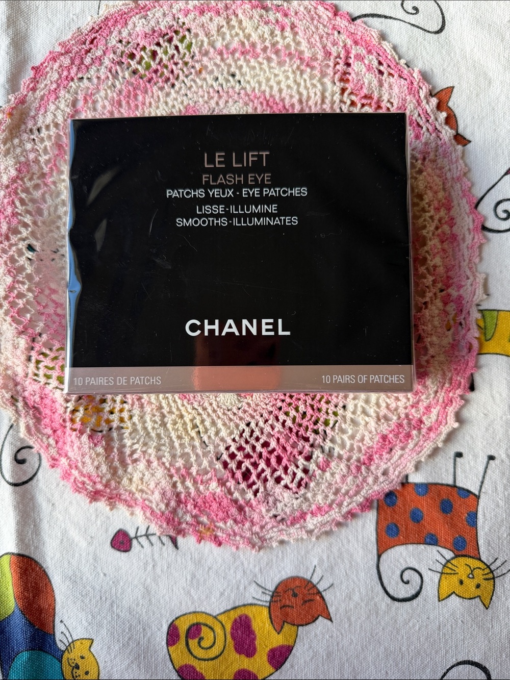 👀 CHANEL Le Lift Flash Eye Patches — Black and White Packaging 👀